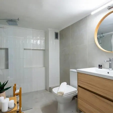 Sunlit Retreat 2-bed * Athens