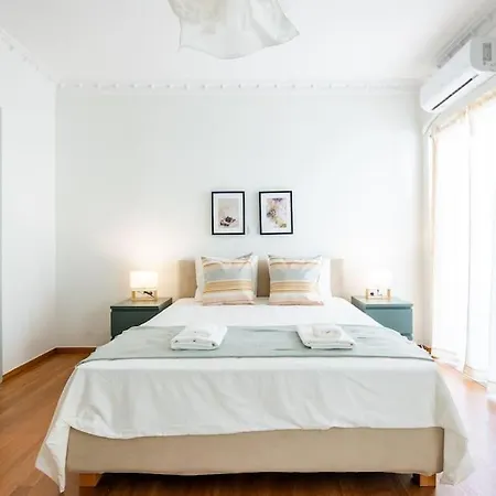 Apartment Sunlit Retreat 2-bed