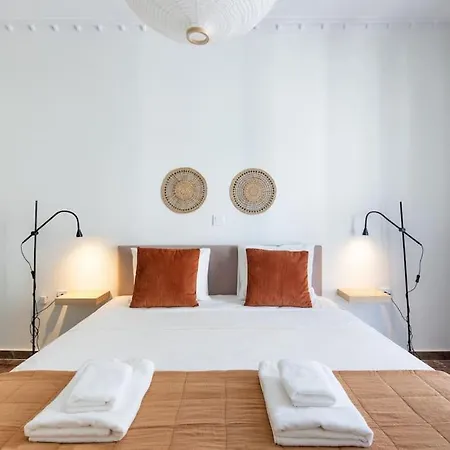 Apartment Sunlit Retreat 2-bed