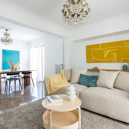 Sunlit Retreat 2-bed *